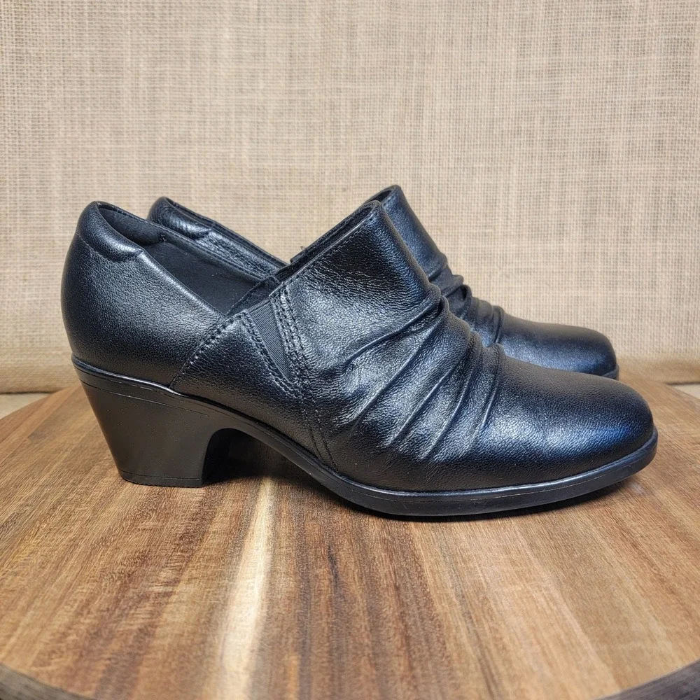 Clarks Emily 2 Cove Leather Slip On Shootie Block Heel Shoes Women's Size 7 Wide